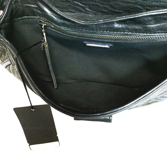 NWT *RARE* SERIL BRUISED LEATHER CLUTCH BLK/BLU - Picture 6 of 8